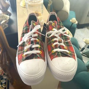Tartan converse shoes never worn!